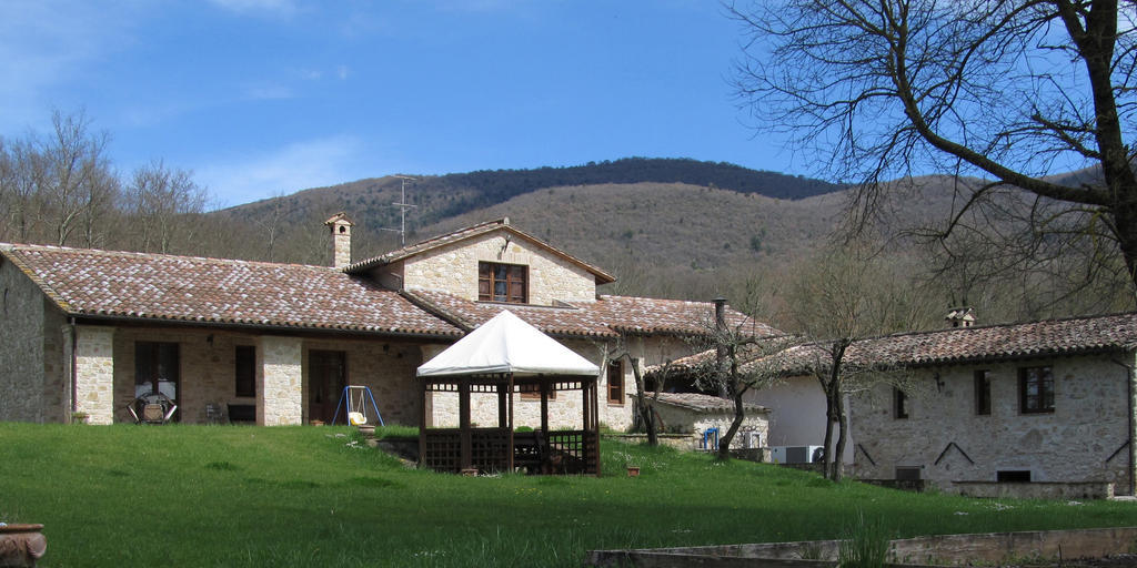 Affittacamere Il Vignale Massa Martana Esterno foto